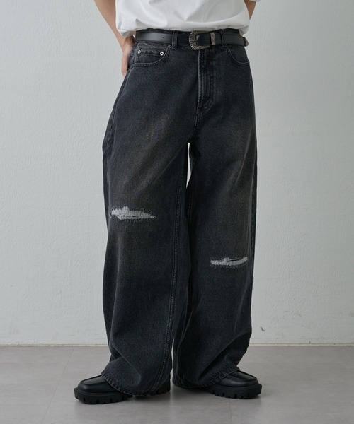 COLONY 2139（コロニートゥーワンスリーナイン）の「ワイドストレートクラッシュデニム（デニムパンツ・メンズ・サックスブルー/ブラック系その他・SMALL/MEDIUM/LARGE）」の3枚目の写真