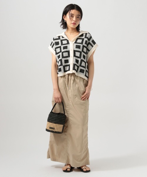 BAYFLOW(ベイフロー)の「サムリングフラットサンダル(サンダル・レディース・ブラウン/アイボリー/ブラック・MEDIUM/LARGE)」の9枚目の写真