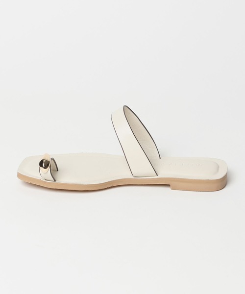 BAYFLOW(ベイフロー)の「サムリングフラットサンダル(サンダル・レディース・ブラウン/アイボリー/ブラック・MEDIUM/LARGE)」の14枚目の写真