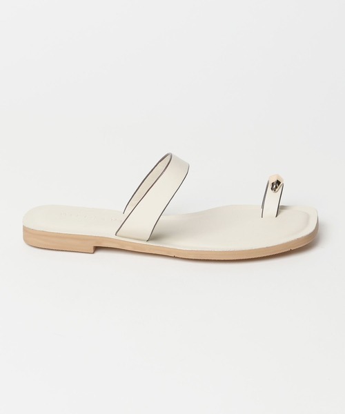 BAYFLOW(ベイフロー)の「サムリングフラットサンダル(サンダル・レディース・ブラウン/アイボリー/ブラック・MEDIUM/LARGE)」の15枚目の写真