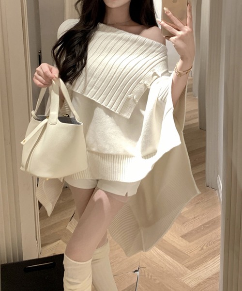 Jasmine Grandiflorum(ジャスミングランディフローラム)の「【Jasmine】アシンメトリーケープデザインニット(ポンチョ・レディース・チョコ/ライトベージュ/ピンク・FREE)」の11枚目の写真