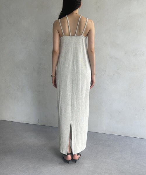 Thevon（ゼボン）の「ホルターネックカップ付きナローキャミワンピース（ワンピース・レディース・ブラック/モカ/ライトグレー・S/M）」の13枚目の写真