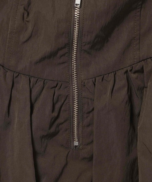 LOWRYS FARM(ローリーズファーム)の「バルーンZIPキャミソール 289811(キャミソール・レディース・アイボリー/ブラック/ブラウン・FREE)」の19枚目の写真