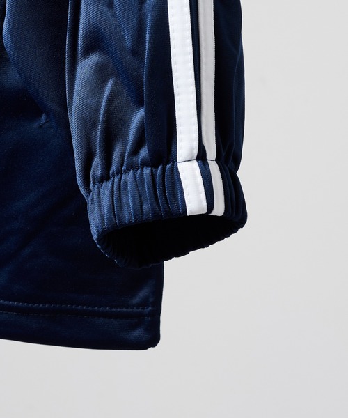 MAGASIN DE MODE Brew（マガジンデモードブリュー）の「【MAGASIN DE MODE Brew】トリコット2ライン フルZIP上下セット STS（ジャージ・メンズ・ブラック系1/ネイビー系1/グレー系1/ブラック系その他2・M/L/LL）」の17枚目の写真