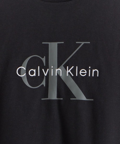 Calvin Klein(カルバン・クライン)の「Calvin Klein/ SS HERO MONOLOGO TEE 20S ロゴTシャツ 秋服 冬服(Tシャツ/カットソー・メンズ・ブラック/ホワイト・S/M/L/XL)」の4枚目の写真