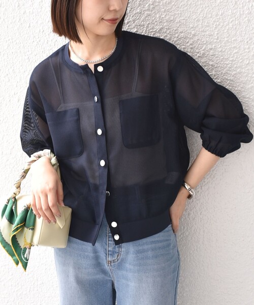 SHIPS Colors（シップス カラーズ）の「SHIPS Colors:〈手洗い可能〉メッシュ ノーカラー ハオリ 2◇（ブルゾン・レディース・グリーン/ベージュ/ネイビー/ダークグリーン/オフホワイト/ブラウン/ダークブルー/ホワイト・ONE SIZE）」の8枚目の写真