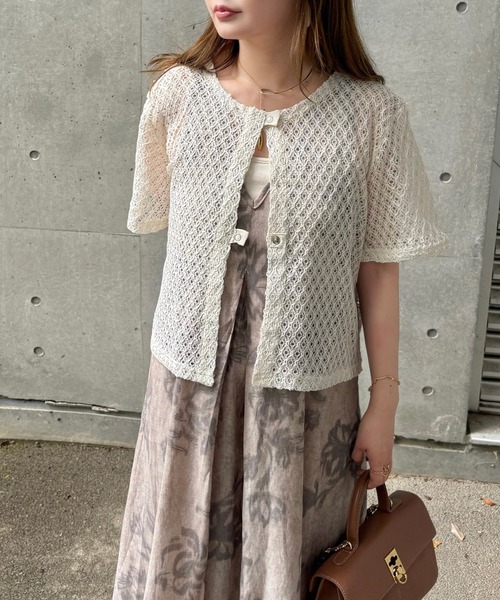 LAULEN(ローレン)の「openwork front button cardigan /透かし編み フロント ボタン 半袖 カーディガン(カーディガン/ボレロ・レディース・アイボリー/ホワイト・FREE)」の2枚目の写真