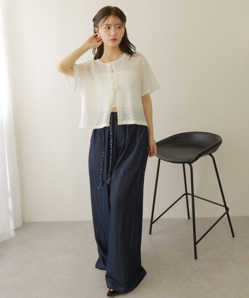 LAULEN(ローレン)の「openwork front button cardigan /透かし編み フロント ボタン 半袖 カーディガン(カーディガン/ボレロ・レディース・アイボリー/ホワイト・FREE)」の6枚目の写真