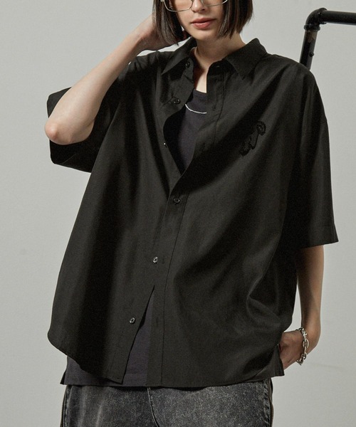 【週末限定値下げ】 ALLEGE アレッジ フェイクレザーシャツ 半袖 ブラック Alfred Alex】ヴィンテージメイクダメージパッチロゴ半袖シャツ