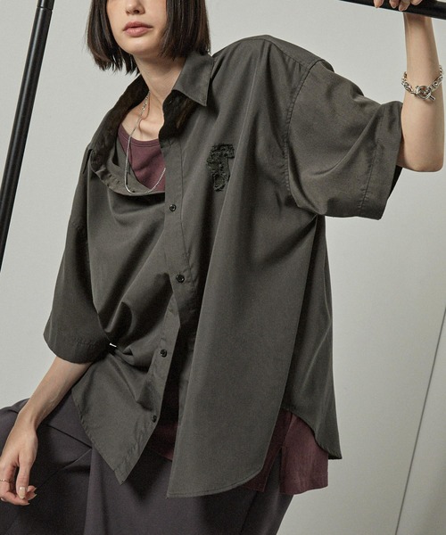 Alfred Alex(アルフレッドアレックス)の「【Alfred Alex】ヴィンテージメイクダメージパッチロゴ半袖シャツ(シャツ/ブラウス・メンズ・ブラック/チャコール/ダークブルー・S/M/L)」の21枚目の写真