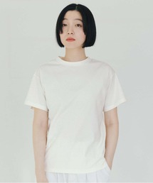 THREE FIFTY STANDARD シルキーな肌ざわりのベーシックなTシャツ