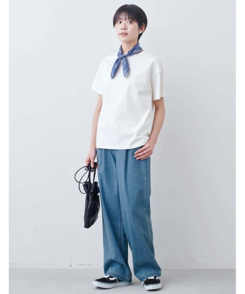 THREE FIFTY STANDARD（スリーフィフティースタンダード）の「ＴＨＲＥＥ　ＦＩＦＴＹ　ＳＴＡＮＤＡＲＤ　シルキーな肌ざわりのベーシックなＴシャツ（Tシャツ/カットソー・レディース・ライトブルーグレー/ネイビー/オフホワイト・M/L/LL）」の5枚目の写真