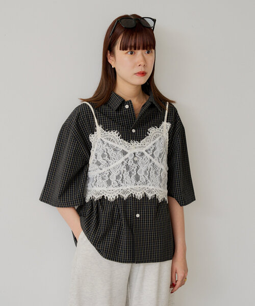 WHIMSIC（ウィムジック）の「*【WHIMSIC】ショートレングスチェックシャツ（シャツ/ブラウス・レディース・ブラック/ライトベージュ/ブルー・FREE）」の4枚目の写真