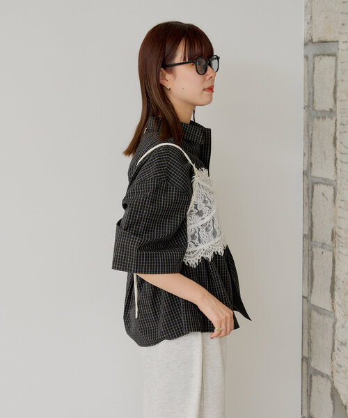 WHIMSIC（ウィムジック）の「*【WHIMSIC】ショートレングスチェックシャツ（シャツ/ブラウス・レディース・ブラック/ライトベージュ/ブルー・FREE）」の7枚目の写真