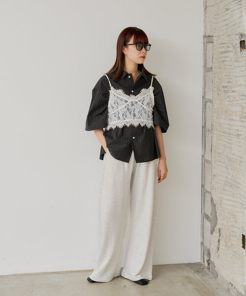 WHIMSIC（ウィムジック）の「*【WHIMSIC】ショートレングスチェックシャツ（シャツ/ブラウス・レディース・ブラック/ライトベージュ/ブルー・FREE）」の9枚目の写真