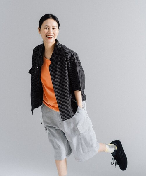 WHIMSIC（ウィムジック）の「*【WHIMSIC】ショートレングスチェックシャツ（シャツ/ブラウス・レディース・ブラック/ライトベージュ/ブルー・FREE）」の10枚目の写真