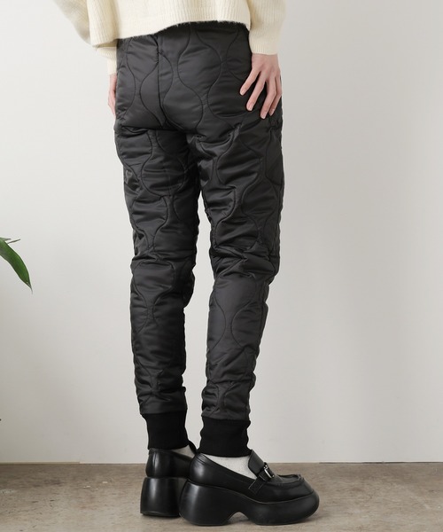 ROOPTOKYO(ループトウキョウ)の「ROOPTOKYO by みー キルティングミリタリーイージーパンツ テーパード ミリタリーパンツ(カーゴパンツ・レディース・ブラック/カーキ・S/M)」の3枚目の写真