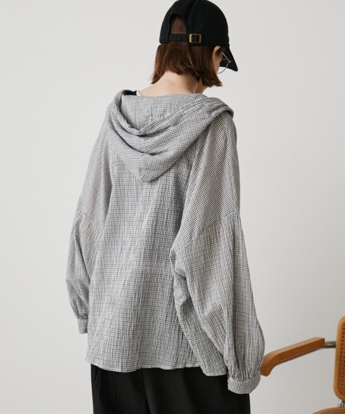 Auntie Rosa Holiday（アンティローザホリデー）の「オーバーサイズチェックフーディシャツ（シャツ/ブラウス・レディース・ブルー/ブラック/アイボリー・FREE）」の21枚目の写真