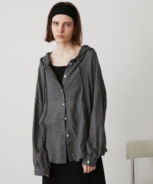 Auntie Rosa Holiday（アンティローザホリデー）の「オーバーサイズチェックフーディシャツ（シャツ/ブラウス・レディース・ブルー/ブラック/アイボリー・FREE）」の6枚目の写真