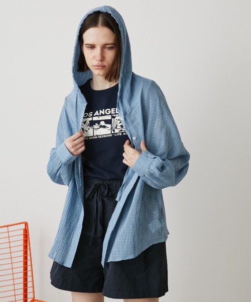 Auntie Rosa Holiday(アンティローザホリデー)の「オーバーサイズチェックフーディシャツ(シャツ/ブラウス・レディース・ブルー/ブラック/アイボリー・FREE)」の17枚目の写真