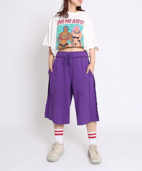 PUNYUS（プニュズ）の「LIBERTADビッグＴシャツ（Tシャツ/カットソー・レディース・ブラック/ホワイト・3/4）」の6枚目の写真