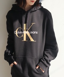 【Calvin Klein/カルバンクライン】 CK MONOGRAM LOGO PULLOVER HOODIE/CKモノグラム ロゴプリント プルオーバーフーディー