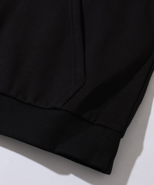 Calvin Klein(カルバン・クライン)の「【Calvin Klein/カルバンクライン】 CK MONOGRAM LOGO PULLOVER HOODIE/CKモノグラム ロゴプリント プルオーバーフーディー(パーカー・メンズ・ブラック系1/ブラック系2・S/M/L/XL)」の11枚目の写真