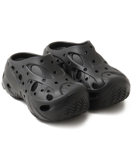 ゴッドクロック crocs Caged Clog / クロックス ケージド クロッグ（サンダル）｜crocs