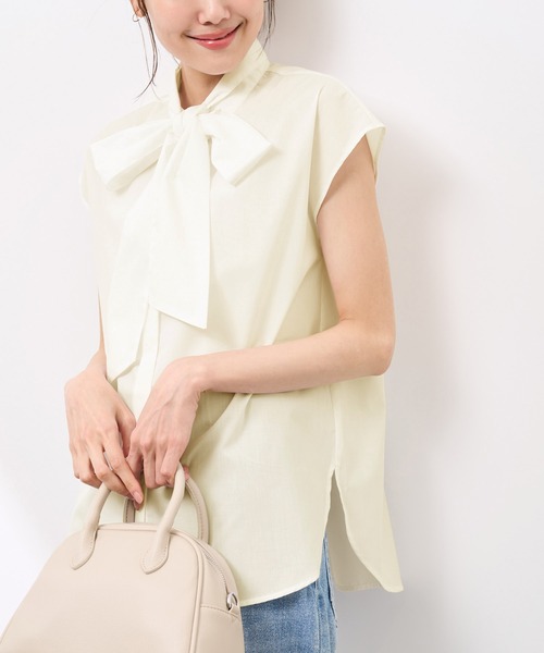 ROPE' PICNIC(ロペピクニック)の「【防シワ】リボンフレンチスリーブシャツ(シャツ/ブラウス・レディース・ブルー/オフホワイト/サックスブルー/イエロー・38)」の4枚目の写真
