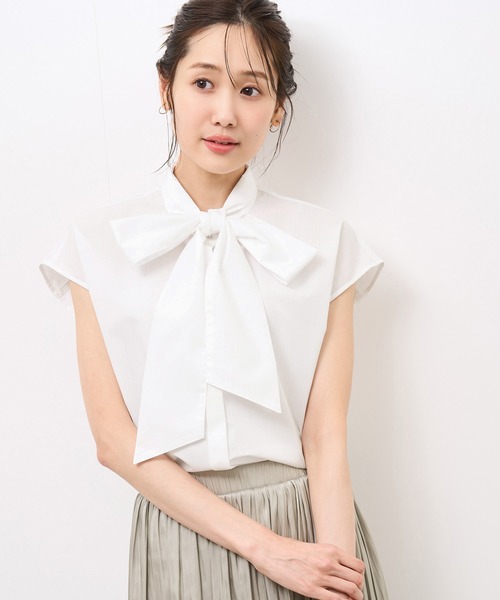 ROPE' PICNIC(ロペピクニック)の「【防シワ】リボンフレンチスリーブシャツ(シャツ/ブラウス・レディース・ブルー/オフホワイト/サックスブルー/イエロー・38)」の10枚目の写真