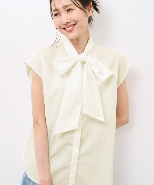 ROPE' PICNIC(ロペピクニック)の「【防シワ】リボンフレンチスリーブシャツ(シャツ/ブラウス・レディース・ブルー/オフホワイト/サックスブルー/イエロー・38)」の5枚目の写真