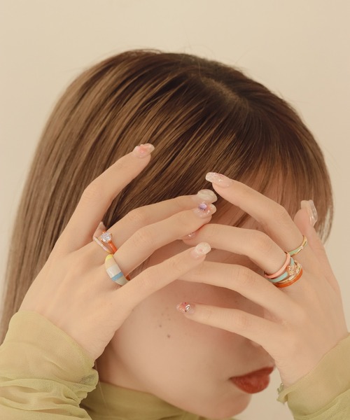 NOIR DE POUPEE（ノワールドプーペ）の「【WEB限定】silver925 ラウンドCZ エナメルリング（リング・レディース・ブルー/オレンジ/ブラウン/グリーン・#11/#13/#15）」の6枚目の写真