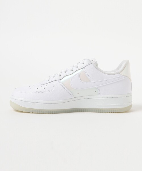 NIKE(ナイキ)の「NIKE / エア フォース 1 '07(スニーカー・レディース・ホワイト・23.5cm/24.5cm/24.0cm/25.0cm/23.0cm)」の4枚目の写真