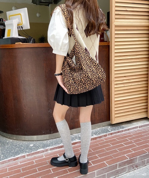 Miniministore（ミニミニストア）の「大容量 レオパード柄 ショルダーバッグ（ショルダーバッグ・レディース・アイボリー/ブラウン/ライトブラウン・FREE）」の10枚目の写真