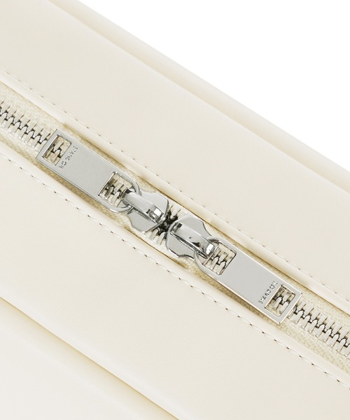 STANDOIL（スタンドオイル）の「【入庫禁止】STAND OIL/スタンドオイル MORE BAGUETTE BAG ショルダーバッグ（ショルダーバッグ・レディース・ブラック/クリーム/ワインレッド/ブラウン・ONE SIZE）」の9枚目の写真