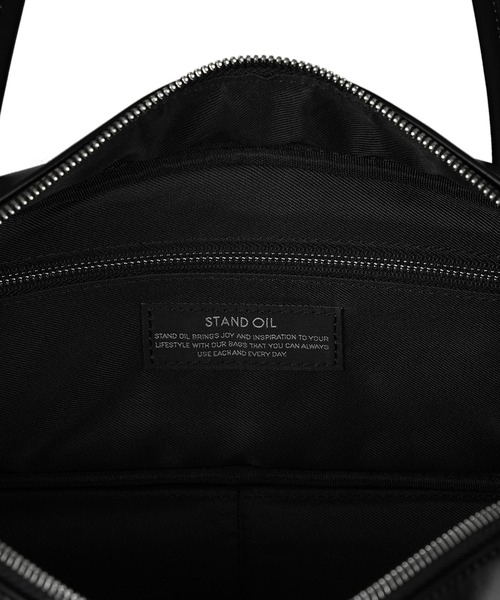 STAND OIL ブラックレザーショルダーバッグ STAND OIL ショルダーバッグ バッグ OIL/スタンドオイル MORE