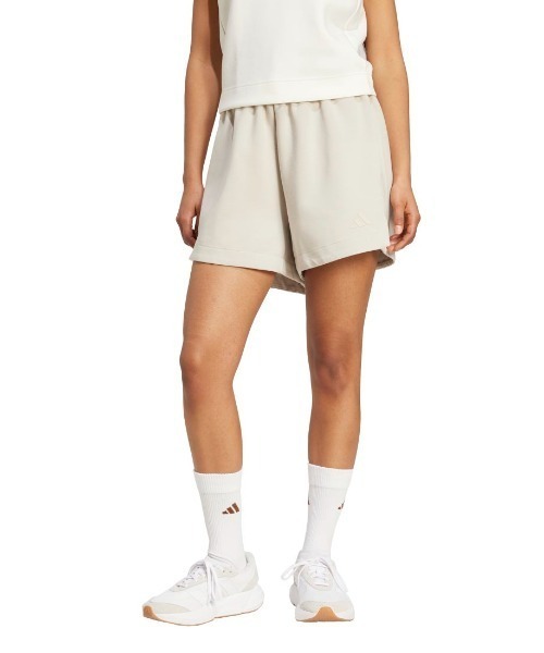 adidas(アディダス)の「アディダス adidas ALL SZN ソフト ラックス ルーズ ショーツ(その他パンツ・レディース・ホワイト/ブラック・S/M/L)」の1枚目の写真