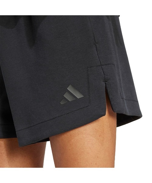 adidas(アディダス)の「アディダス adidas ALL SZN ソフト ラックス ルーズ ショーツ(その他パンツ・レディース・ホワイト/ブラック・S/M/L)」の11枚目の写真