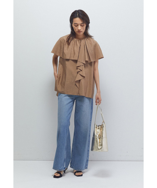 1er Arrondissement（プルミエアロンディスモン）の「ナイロンクロスケープカラーブラウス（シャツ/ブラウス・レディース・ブラック系その他3/イエロー系その他5/オフホワイト・36/38）」の6枚目の写真