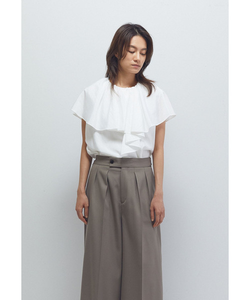 1er Arrondissement（プルミエアロンディスモン）の「ナイロンクロスケープカラーブラウス（シャツ/ブラウス・レディース・ブラック系その他3/イエロー系その他5/オフホワイト・36/38）」の17枚目の写真