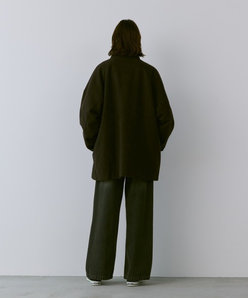 flaner(フラネ)の「Loose soutien collar middle coat / ルーズステンカラーミドルコート(ステンカラーコート・レディース・ブラック/ダークブラウン・LARGE/MEDIUM)」の18枚目の写真