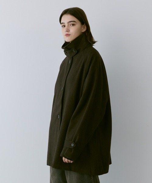 flaner(フラネ)の「Loose soutien collar middle coat / ルーズステンカラーミドルコート(ステンカラーコート・レディース・ブラック/ダークブラウン・LARGE/MEDIUM)」の11枚目の写真