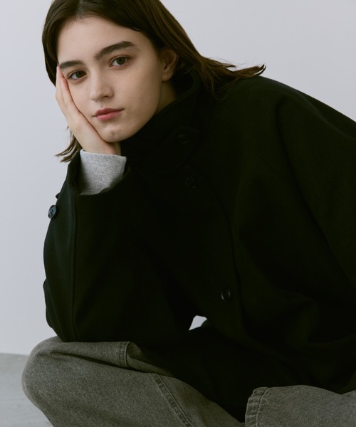 flaner(フラネ)の「Loose soutien collar middle coat / ルーズステンカラーミドルコート(ステンカラーコート・レディース・ブラック/ダークブラウン・LARGE/MEDIUM)」の6枚目の写真