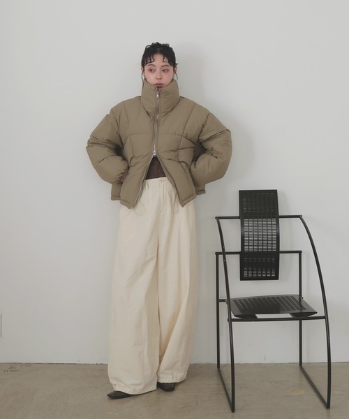 LIAN(リアン)の「チェックファイバーショートダウン(ダウンジャケット/コート・レディース・グレイッシュベージュ/ブラック/アイボリー/ブラウン・FREE)」の14枚目の写真