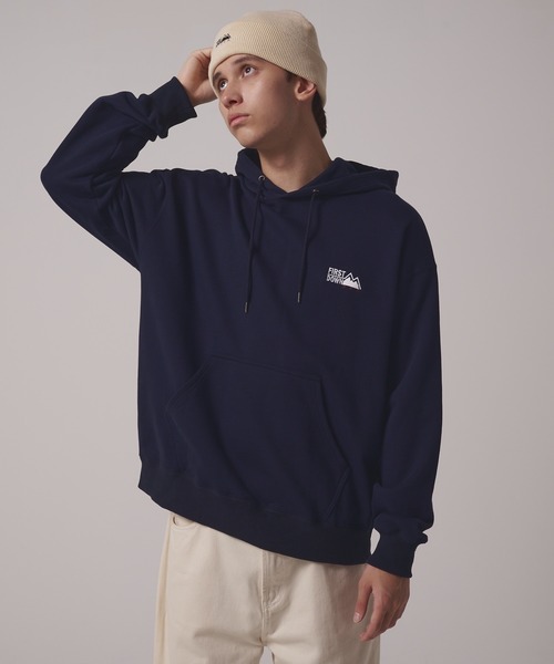 FIRST DOWN（ファーストダウン）の「ロゴ スウェット パーカ（パーカー・メンズ・ネイビー/ブラック/グレー/ブルー・XL/L/M/S/XXL）」の4枚目の写真