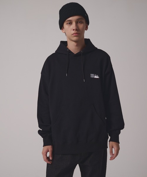 FIRST DOWN（ファーストダウン）の「ロゴ スウェット パーカ（パーカー・メンズ・ネイビー/ブラック/グレー/ブルー・XL/L/M/S/XXL）」の2枚目の写真