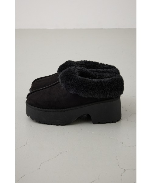 AZUL by moussy(アズールバイマウジー)の「厚底ムートンヒールデザインスリッポン(スリッポン・レディース・ブラック/ブラウン/ベージュ・SMALL/MEDIUM/LARGE)」の7枚目の写真