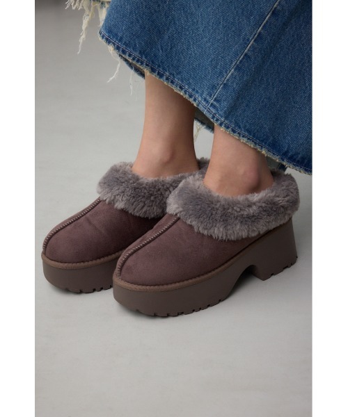 AZUL by moussy(アズールバイマウジー)の「厚底ムートンヒールデザインスリッポン(スリッポン・レディース・ブラック/ブラウン/ベージュ・SMALL/MEDIUM/LARGE)」の15枚目の写真