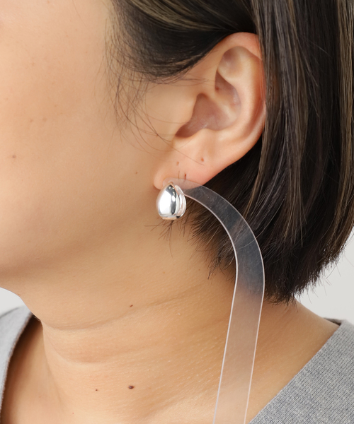 La TOTALITE（ラトータリテ）の「KARA YOO/カラ・ユ ALMOND ピアス（ピアス（両耳用）・レディース・シルバー/ゴールド・FREE）」の10枚目の写真