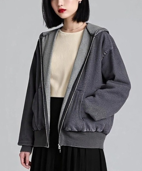 A.D.C.L.(エーディーシーエル)の「フード付き フルジップ デニムジャケット(Gジャン)(デニムジャケット・レディース・ブラック/ブルー・M/L)」の2枚目の写真